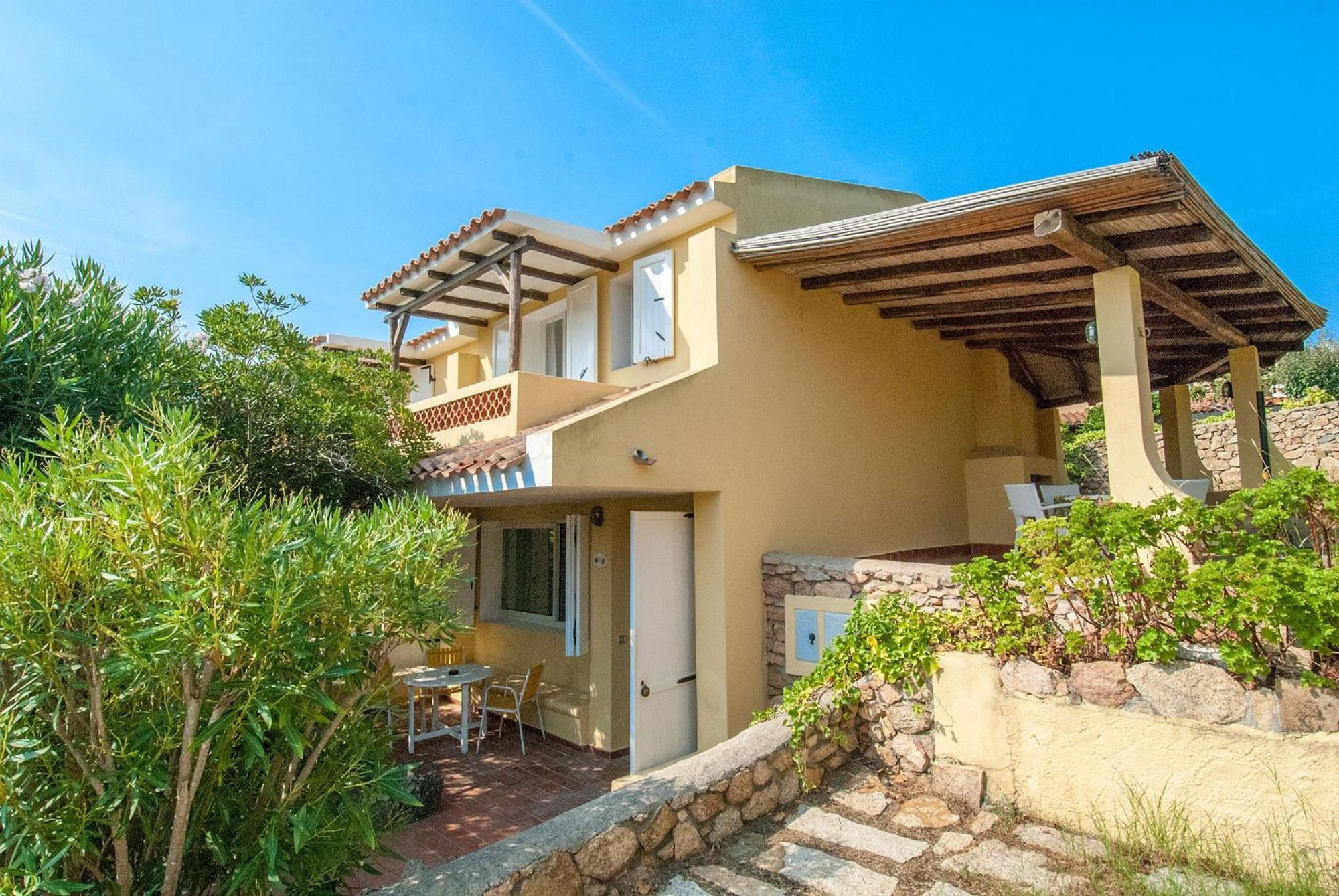 Hotel Punta Est Baja Sardinia